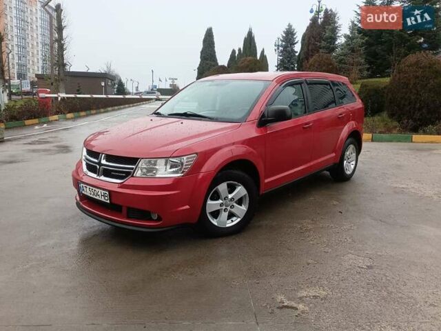 Красный Додж Джорни, объемом двигателя 2.36 л и пробегом 195 тыс. км за 7800 $, фото 1 на Automoto.ua