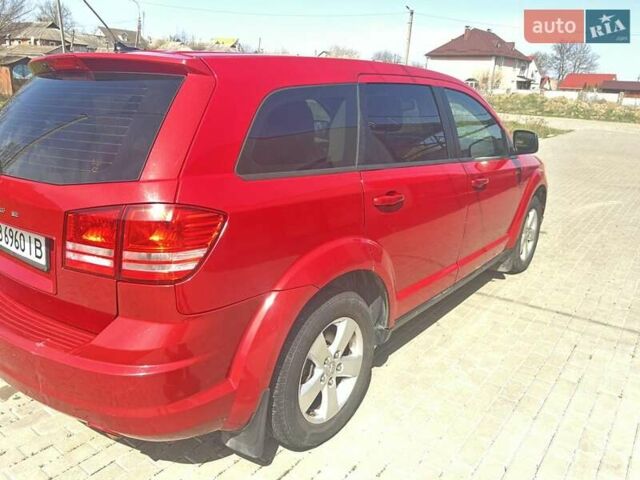 Красный Додж Джорни, объемом двигателя 2.36 л и пробегом 174 тыс. км за 9500 $, фото 6 на Automoto.ua