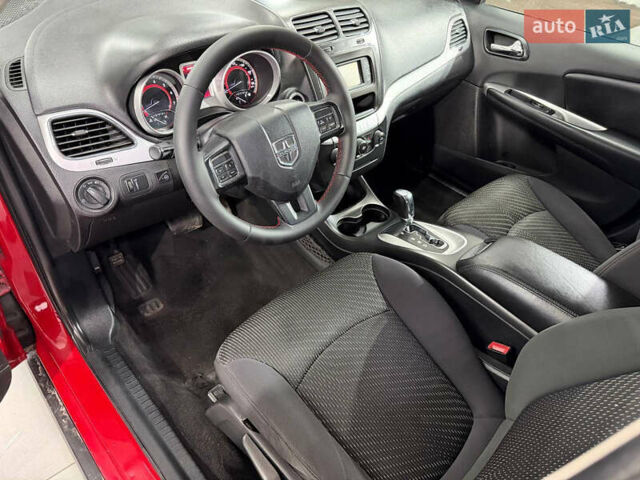 Красный Додж Джорни, объемом двигателя 2.4 л и пробегом 270 тыс. км за 7750 $, фото 8 на Automoto.ua