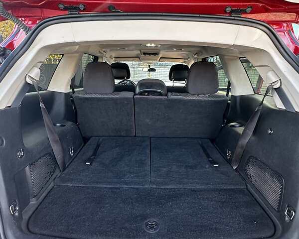 Красный Додж Джорни, объемом двигателя 2.36 л и пробегом 305 тыс. км за 8800 $, фото 14 на Automoto.ua