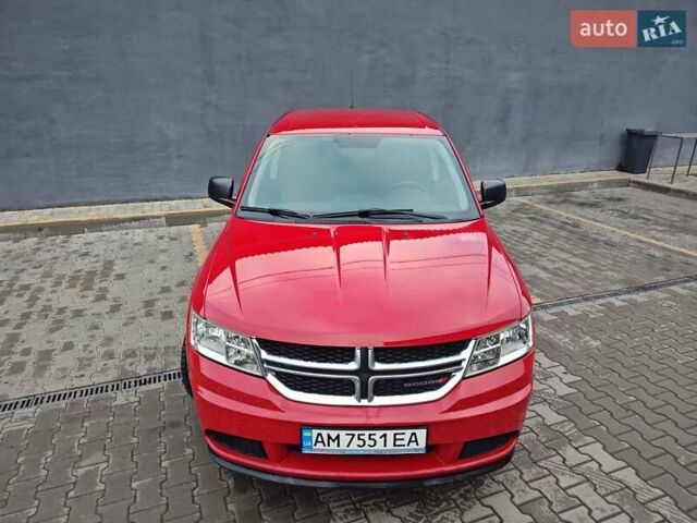 Красный Додж Джорни, объемом двигателя 2.36 л и пробегом 163 тыс. км за 8600 $, фото 7 на Automoto.ua