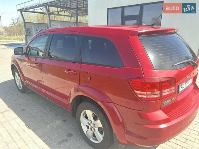 Красный Додж Джорни, объемом двигателя 2.36 л и пробегом 174 тыс. км за 9500 $, фото 7 на Automoto.ua