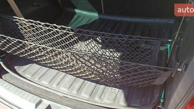 Красный Додж Джорни, объемом двигателя 2.36 л и пробегом 190 тыс. км за 11000 $, фото 7 на Automoto.ua