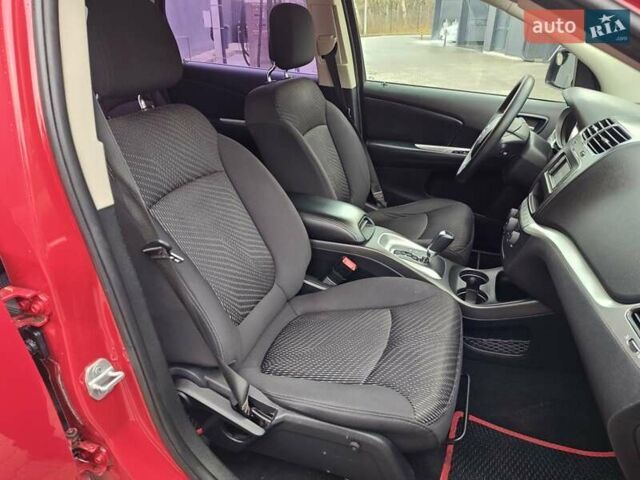 Красный Додж Джорни, объемом двигателя 2.36 л и пробегом 163 тыс. км за 8600 $, фото 23 на Automoto.ua