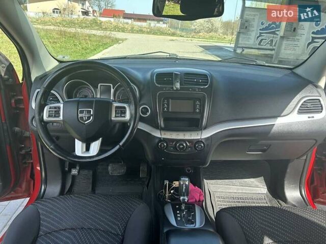Красный Додж Джорни, объемом двигателя 2.36 л и пробегом 174 тыс. км за 9500 $, фото 13 на Automoto.ua