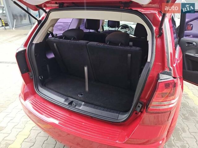 Красный Додж Джорни, объемом двигателя 2.36 л и пробегом 163 тыс. км за 8600 $, фото 30 на Automoto.ua