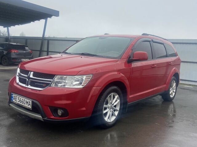 Красный Додж Джорни, объемом двигателя 2.4 л и пробегом 240 тыс. км за 10700 $, фото 2 на Automoto.ua