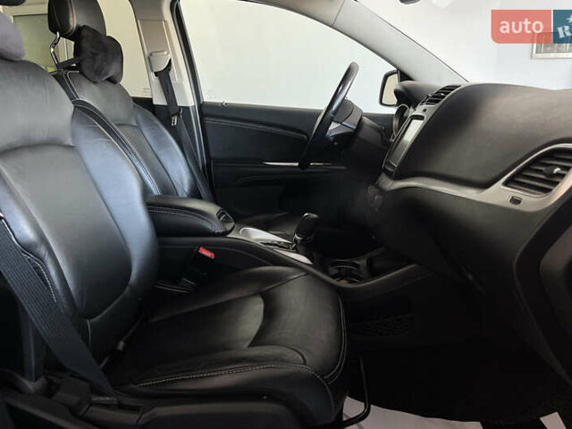 Червоний Додж Джорні, об'ємом двигуна 3.6 л та пробігом 104 тис. км за 11500 $, фото 8 на Automoto.ua