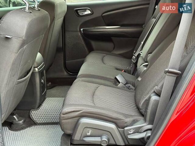 Красный Додж Джорни, объемом двигателя 2.4 л и пробегом 205 тыс. км за 10490 $, фото 13 на Automoto.ua