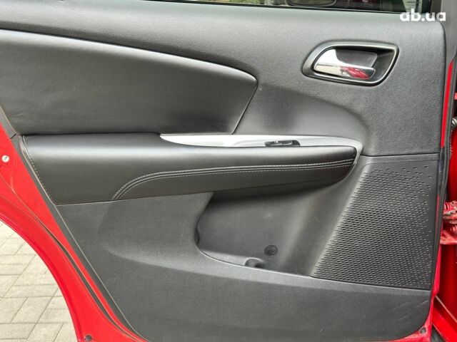 Красный Додж Джорни, объемом двигателя 2.4 л и пробегом 205 тыс. км за 10490 $, фото 14 на Automoto.ua