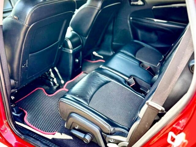 Червоний Додж Джорні, об'ємом двигуна 2.4 л та пробігом 190 тис. км за 10750 $, фото 8 на Automoto.ua