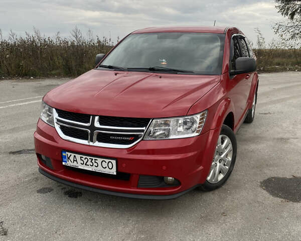 Червоний Додж Джорні, об'ємом двигуна 2.36 л та пробігом 190 тис. км за 9900 $, фото 9 на Automoto.ua