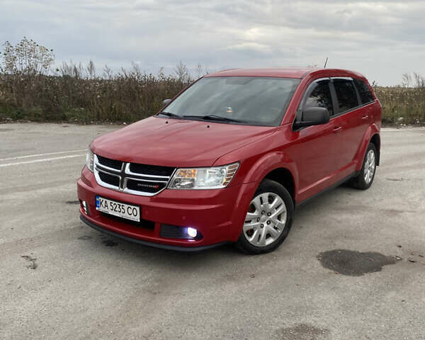 Червоний Додж Джорні, об'ємом двигуна 2.36 л та пробігом 190 тис. км за 9900 $, фото 2 на Automoto.ua
