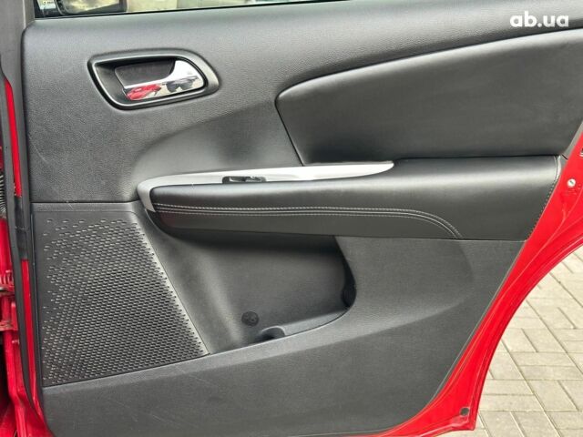 Красный Додж Джорни, объемом двигателя 2.4 л и пробегом 205 тыс. км за 10490 $, фото 16 на Automoto.ua