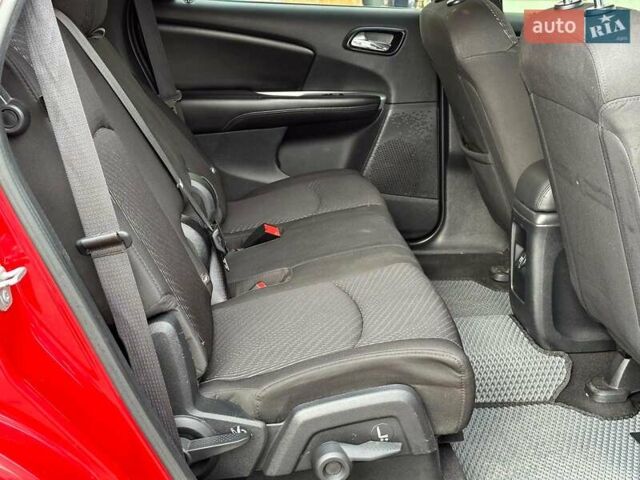 Красный Додж Джорни, объемом двигателя 2.4 л и пробегом 205 тыс. км за 10490 $, фото 15 на Automoto.ua