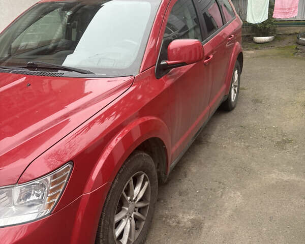 Красный Додж Джорни, объемом двигателя 2.36 л и пробегом 256 тыс. км за 10600 $, фото 2 на Automoto.ua