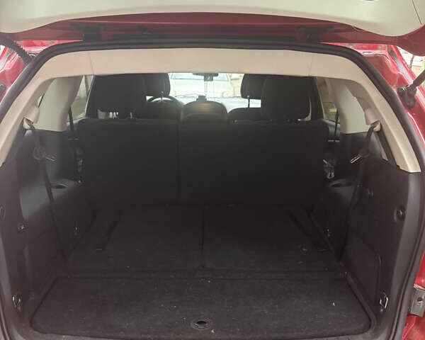 Красный Додж Джорни, объемом двигателя 2.36 л и пробегом 256 тыс. км за 10600 $, фото 10 на Automoto.ua