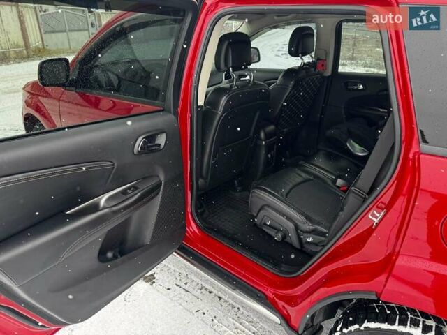 Червоний Додж Джорні, об'ємом двигуна 2.36 л та пробігом 220 тис. км за 12000 $, фото 13 на Automoto.ua