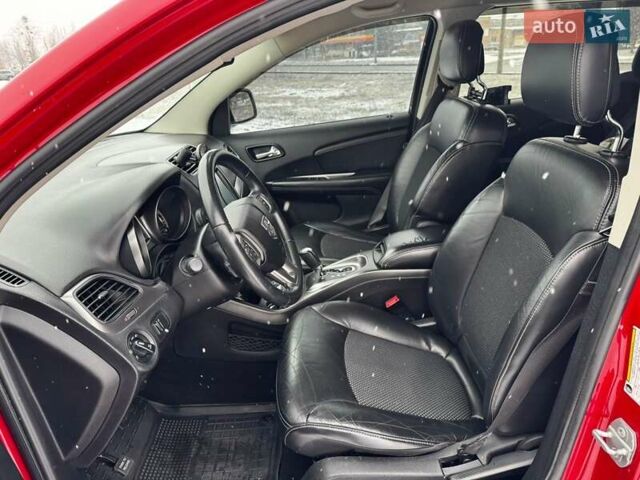 Червоний Додж Джорні, об'ємом двигуна 2.36 л та пробігом 220 тис. км за 12000 $, фото 8 на Automoto.ua