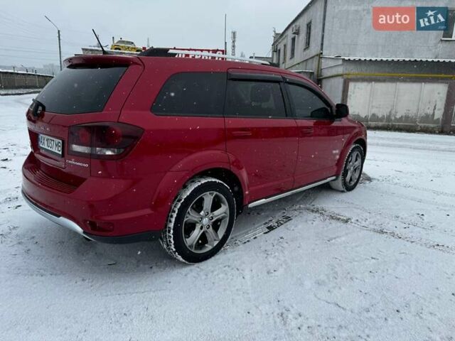 Червоний Додж Джорні, об'ємом двигуна 2.36 л та пробігом 220 тис. км за 12000 $, фото 3 на Automoto.ua