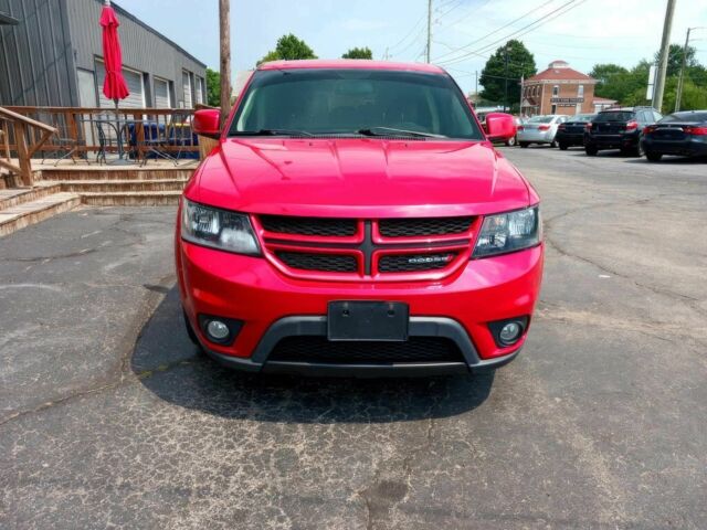 Красный Додж Джорни, объемом двигателя 3.6 л и пробегом 79 тыс. км за 7000 $, фото 1 на Automoto.ua