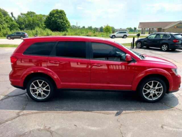 Красный Додж Джорни, объемом двигателя 3.6 л и пробегом 79 тыс. км за 7000 $, фото 2 на Automoto.ua