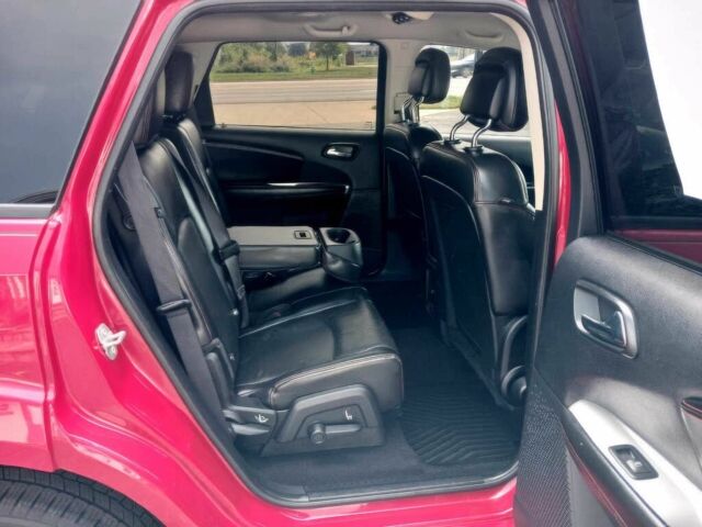 Красный Додж Джорни, объемом двигателя 3.6 л и пробегом 79 тыс. км за 7000 $, фото 9 на Automoto.ua