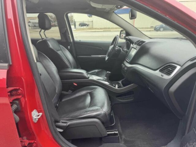 Додж Джорни 2016 в Одессе на Automoto.ua Красный Додж Джорни, объемом двигателя 3.6 л и пробегом 80 тыс. км за 5500 $, фото 8 на Automoto.ua