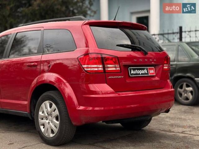 Красный Додж Джорни, объемом двигателя 2.4 л и пробегом 92 тыс. км за 12490 $, фото 8 на Automoto.ua