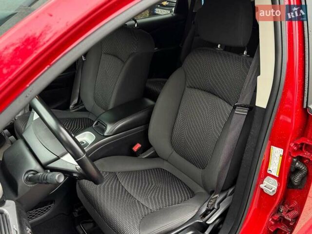 Красный Додж Джорни, объемом двигателя 2.4 л и пробегом 92 тыс. км за 12490 $, фото 21 на Automoto.ua