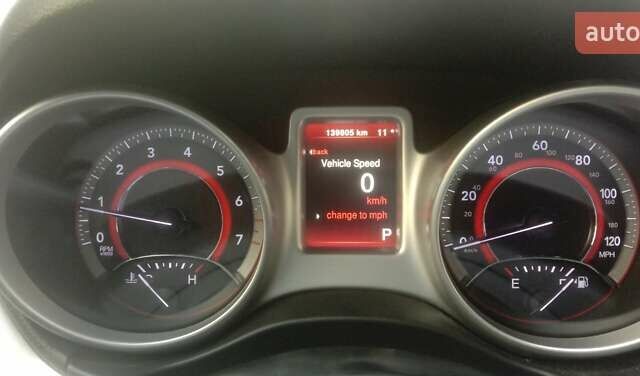 Червоний Додж Джорні, об'ємом двигуна 2.36 л та пробігом 140 тис. км за 10800 $, фото 2 на Automoto.ua