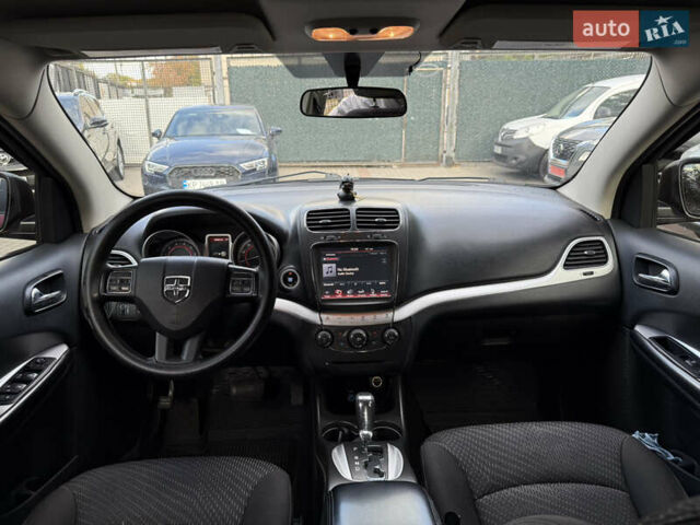 Червоний Додж Джорні, об'ємом двигуна 2.4 л та пробігом 162 тис. км за 9999 $, фото 6 на Automoto.ua