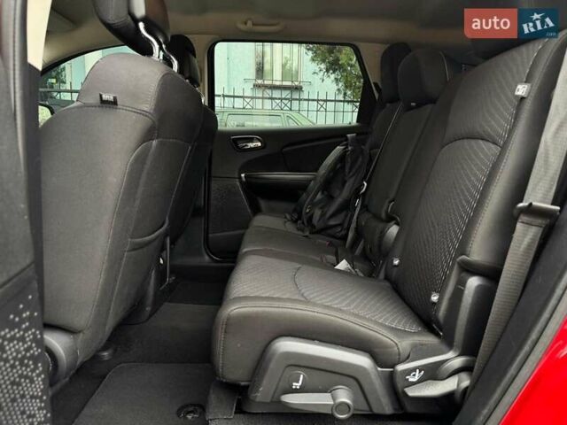 Красный Додж Джорни, объемом двигателя 2.4 л и пробегом 92 тыс. км за 12490 $, фото 34 на Automoto.ua