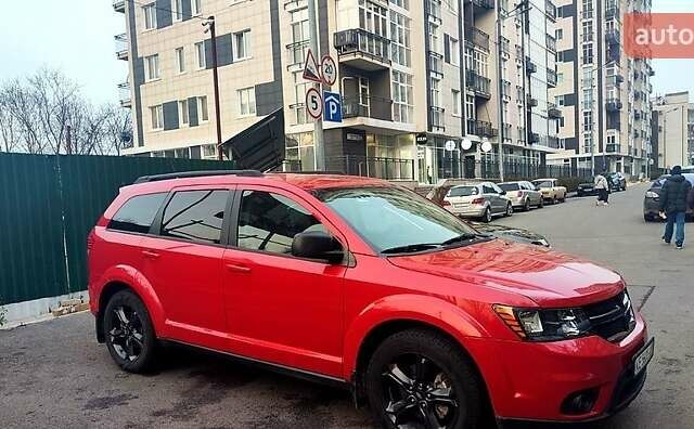 Красный Додж Джорни, объемом двигателя 2.4 л и пробегом 77 тыс. км за 13500 $, фото 10 на Automoto.ua