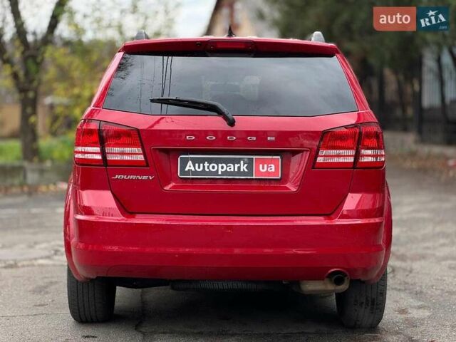 Красный Додж Джорни, объемом двигателя 2.4 л и пробегом 92 тыс. км за 12490 $, фото 9 на Automoto.ua