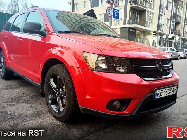 Красный Додж Джорни, объемом двигателя 2.4 л и пробегом 77 тыс. км за 13500 $, фото 10 на Automoto.ua