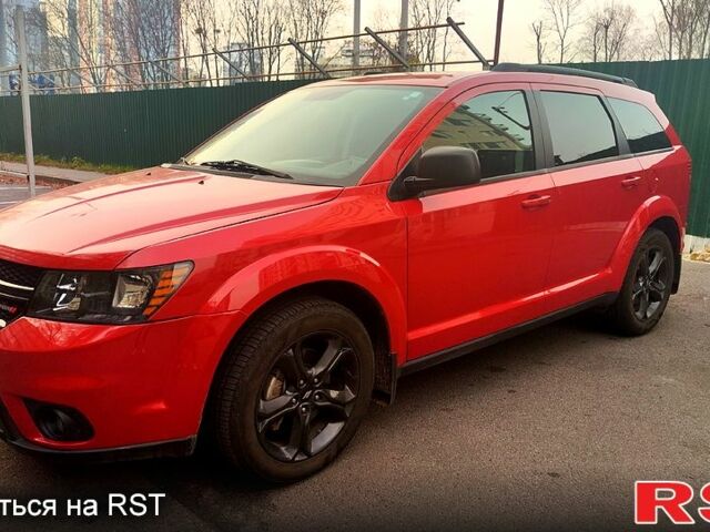 Красный Додж Джорни, объемом двигателя 2.4 л и пробегом 77 тыс. км за 13500 $, фото 1 на Automoto.ua