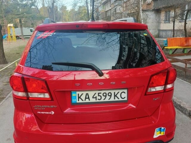 Красный Додж Джорни, объемом двигателя 3.6 л и пробегом 175 тыс. км за 14500 $, фото 3 на Automoto.ua