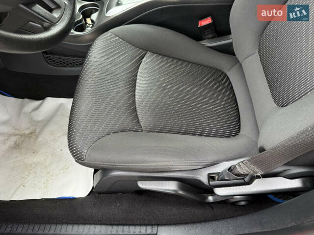 Красный Додж Джорни, объемом двигателя 2.36 л и пробегом 106 тыс. км за 11000 $, фото 31 на Automoto.ua