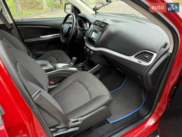 Красный Додж Джорни, объемом двигателя 2.36 л и пробегом 106 тыс. км за 11000 $, фото 51 на Automoto.ua