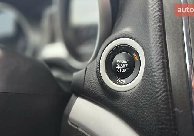 Красный Додж Джорни, объемом двигателя 2.36 л и пробегом 125 тыс. км за 13300 $, фото 19 на Automoto.ua