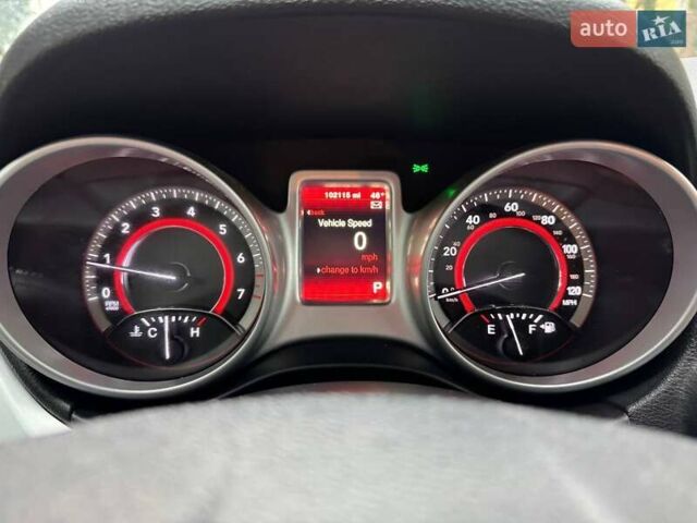 Красный Додж Джорни, объемом двигателя 2.36 л и пробегом 164 тыс. км за 10500 $, фото 34 на Automoto.ua