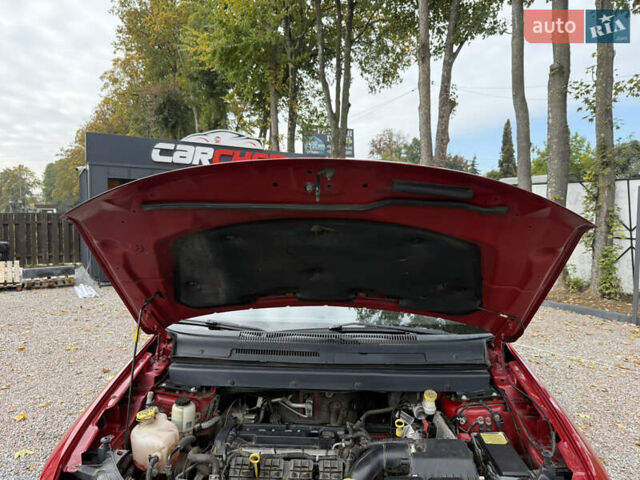 Красный Додж Джорни, объемом двигателя 2.36 л и пробегом 106 тыс. км за 11000 $, фото 27 на Automoto.ua