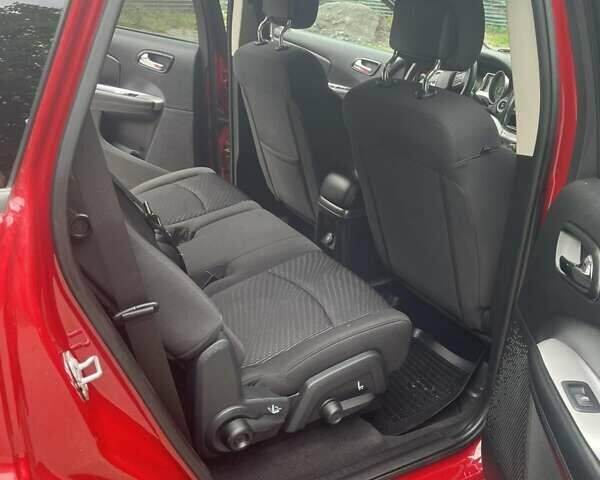 Червоний Додж Джорні, об'ємом двигуна 2.36 л та пробігом 138 тис. км за 11400 $, фото 5 на Automoto.ua