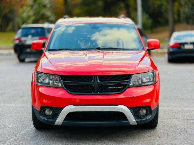 Красный Додж Джорни, объемом двигателя 3.6 л и пробегом 46 тыс. км за 2000 $, фото 1 на Automoto.ua