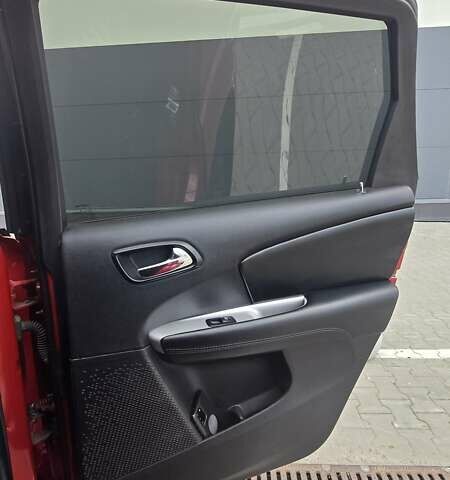 Красный Додж Джорни, объемом двигателя 2.36 л и пробегом 125 тыс. км за 13300 $, фото 25 на Automoto.ua