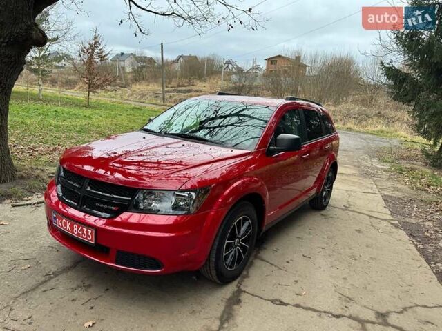 Красный Додж Джорни, объемом двигателя 2.36 л и пробегом 164 тыс. км за 10500 $, фото 6 на Automoto.ua