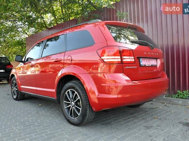 Красный Додж Джорни, объемом двигателя 2.36 л и пробегом 90 тыс. км за 10500 $, фото 9 на Automoto.ua