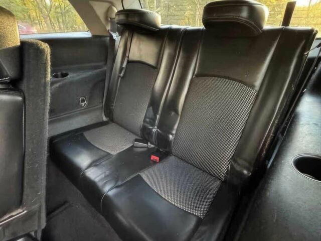 Красный Додж Джорни, объемом двигателя 3.6 л и пробегом 46 тыс. км за 2000 $, фото 10 на Automoto.ua