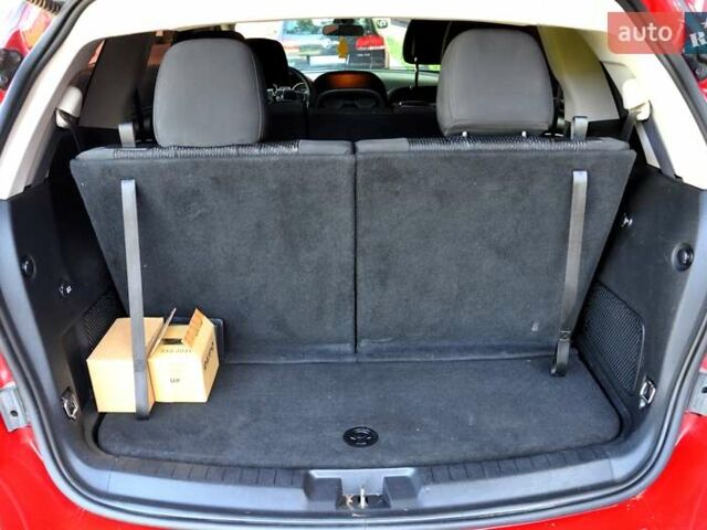 Красный Додж Джорни, объемом двигателя 2.36 л и пробегом 90 тыс. км за 10500 $, фото 20 на Automoto.ua